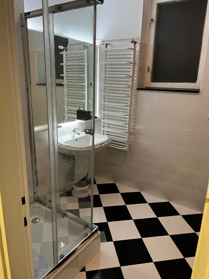 Apartman Gold Maris Karlovac Exterior photo