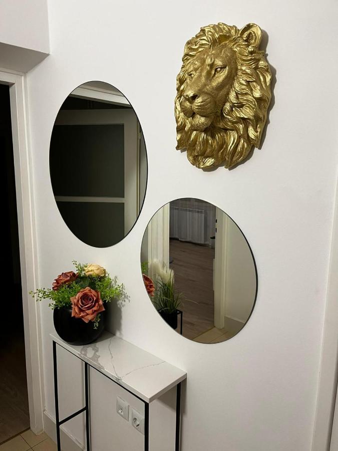 Apartman Gold Maris Karlovac Exterior photo